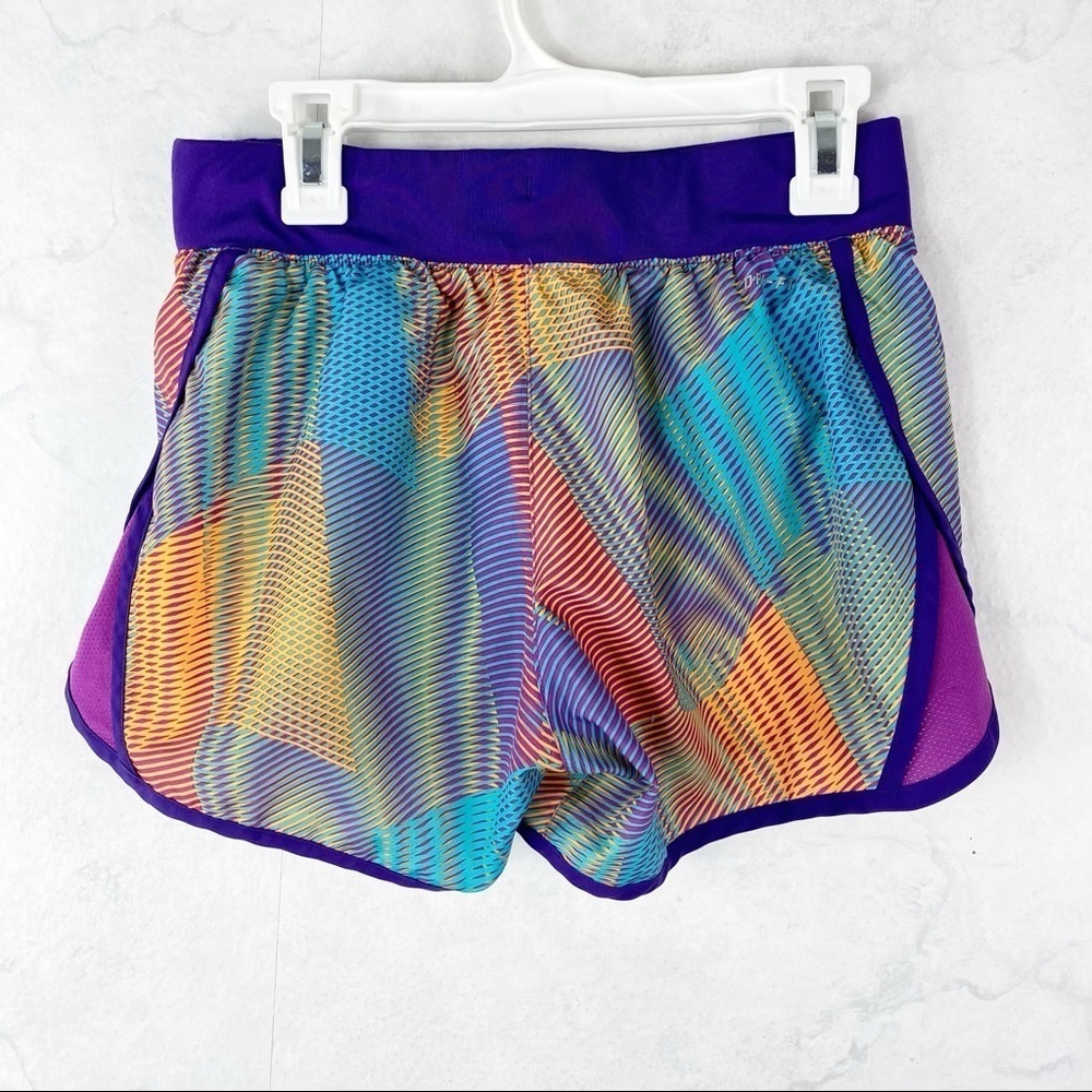 [Nike] - Picture 2 of 2